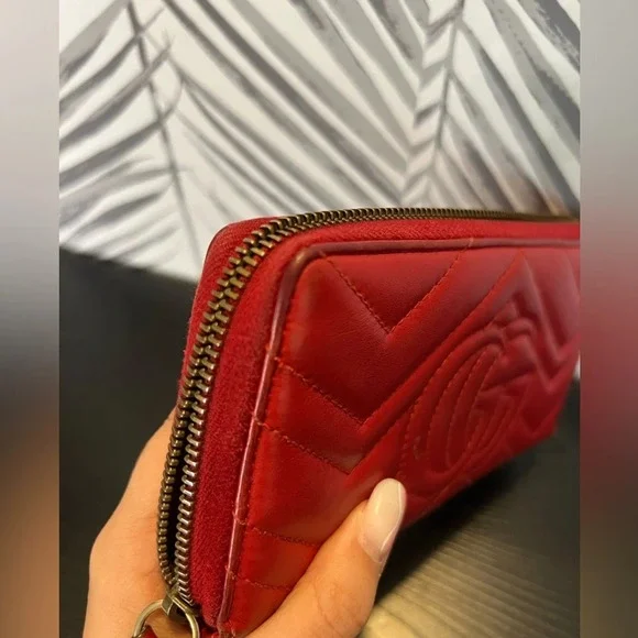 🔥 GUCCI
Calfskin GG Marmont Zip Around Wallet Hibiscus Red - Picture 11 of 14